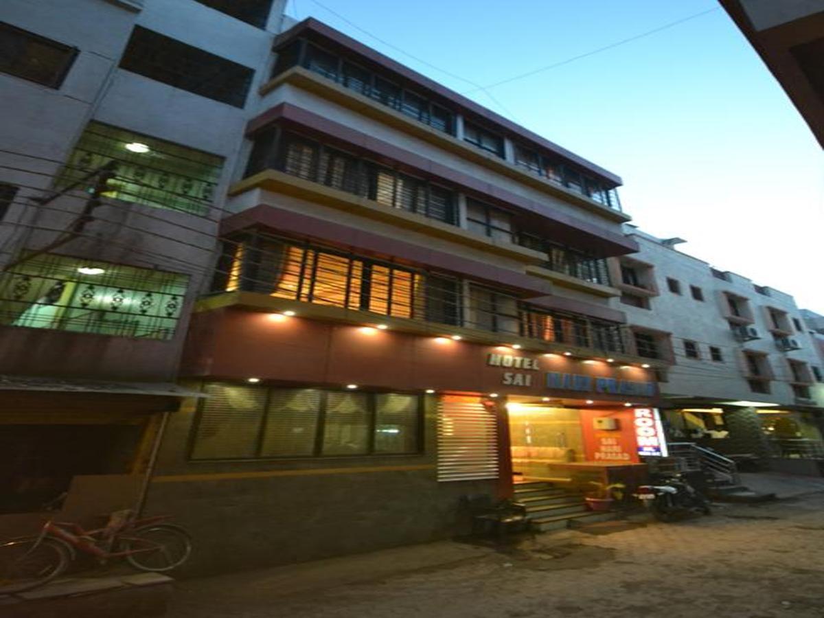 Hotel Sai Hari Prasad Shirdi Exterior photo